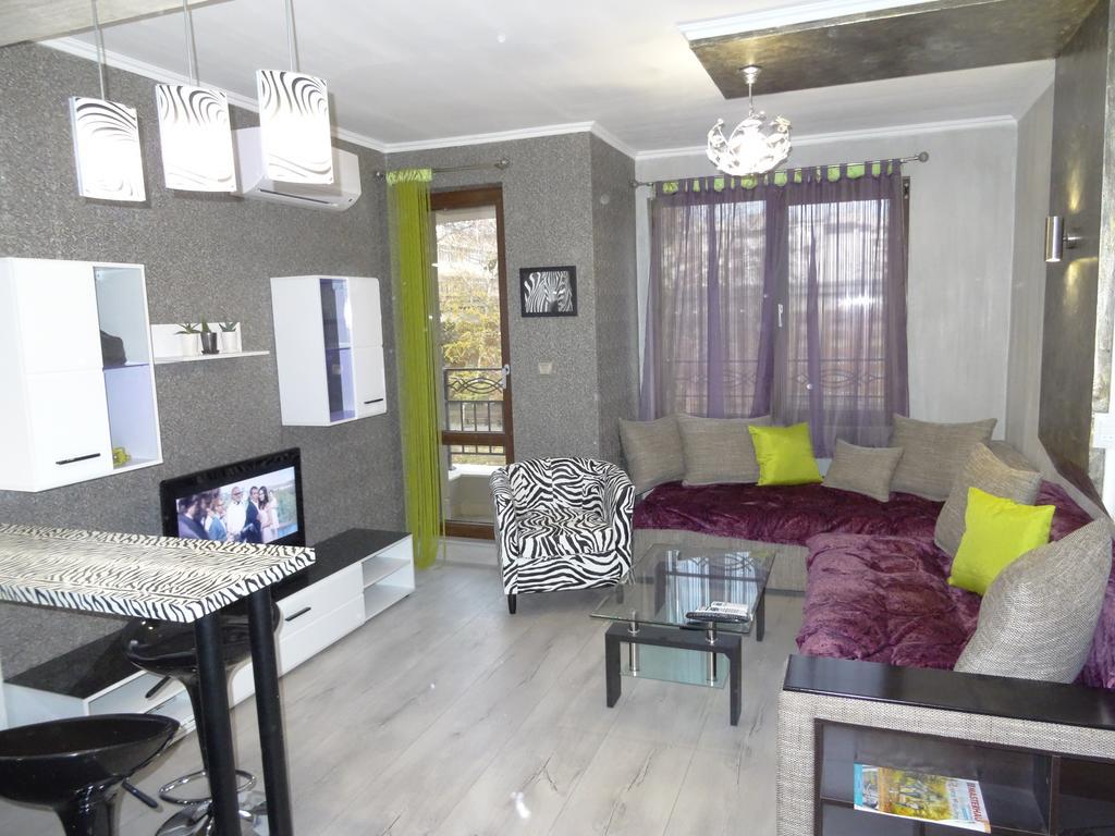 Studio Zebra Hotel Burgas City Værelse billede